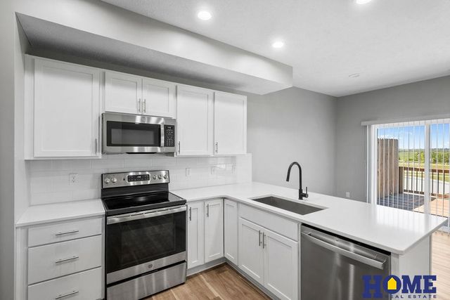 1601 NW 51st Street, Lincoln, NE 68528