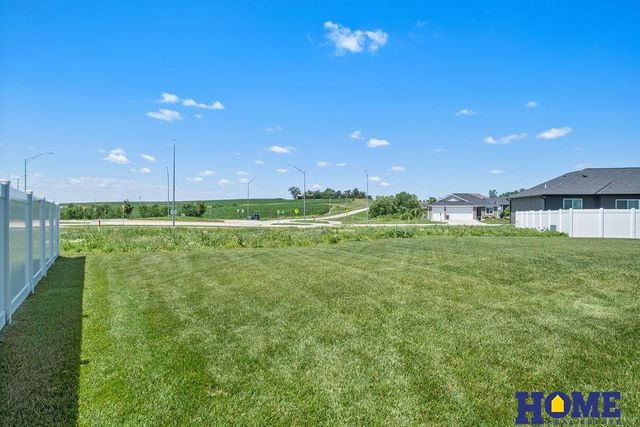 1601 NW 51st Street, Lincoln, NE 68528