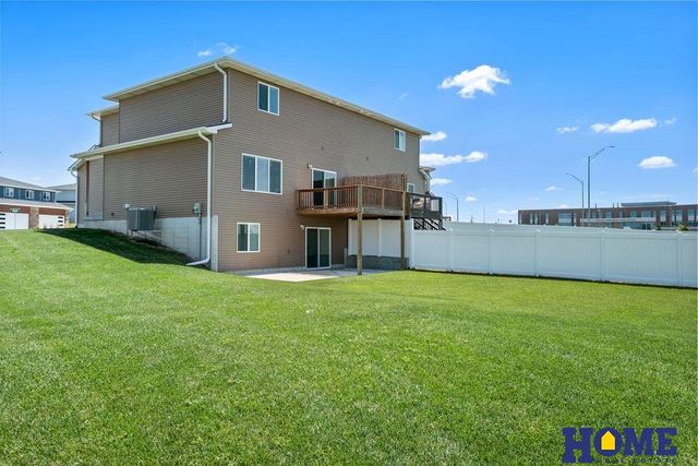 1601 NW 51st Street, Lincoln, NE 68528