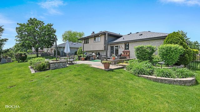 16149 Eagle Ridge Drive, Tinley Park, IL 60477
