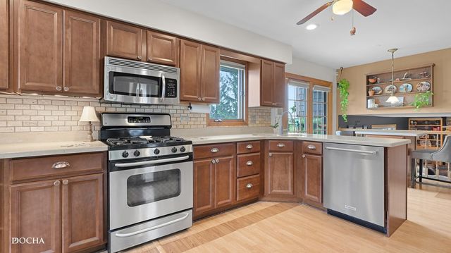 16149 Eagle Ridge Drive, Tinley Park, IL 60477