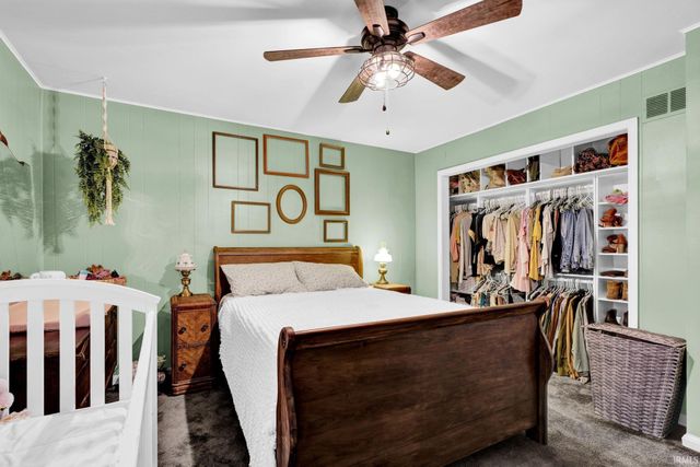 845 Park Plaza Drive, Evansville, IN 47715