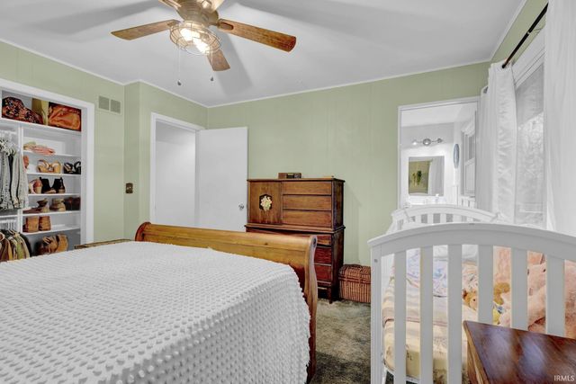 845 Park Plaza Drive, Evansville, IN 47715