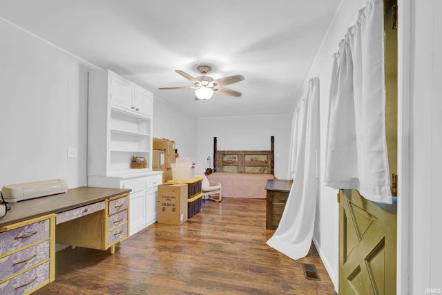 845 Park Plaza Drive, Evansville, IN 47715