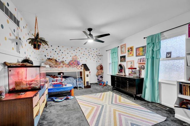 845 Park Plaza Drive, Evansville, IN 47715