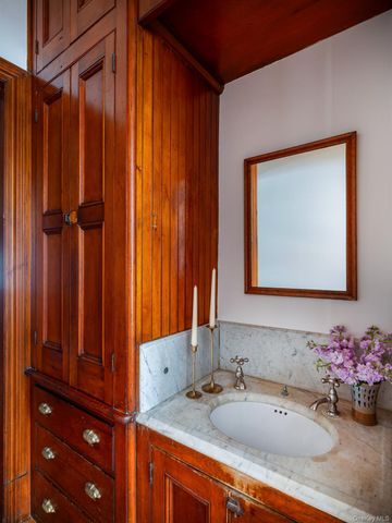 164 Grand Street, Newburgh, NY 12550