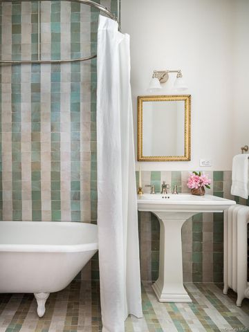 164 Grand Street, Newburgh, NY 12550