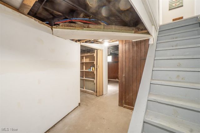 1922 12th Street, Cuyahoga Falls, OH 44223