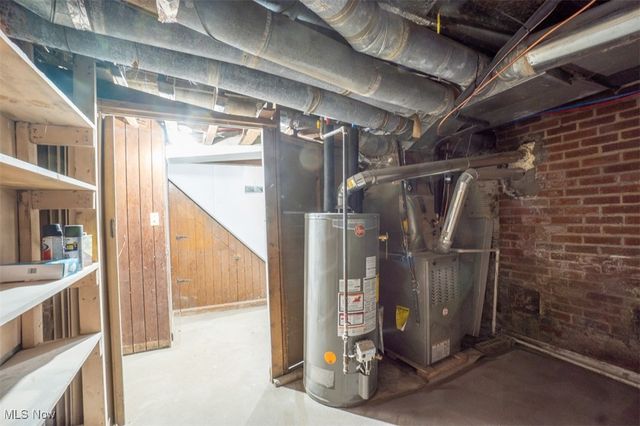 1922 12th Street, Cuyahoga Falls, OH 44223