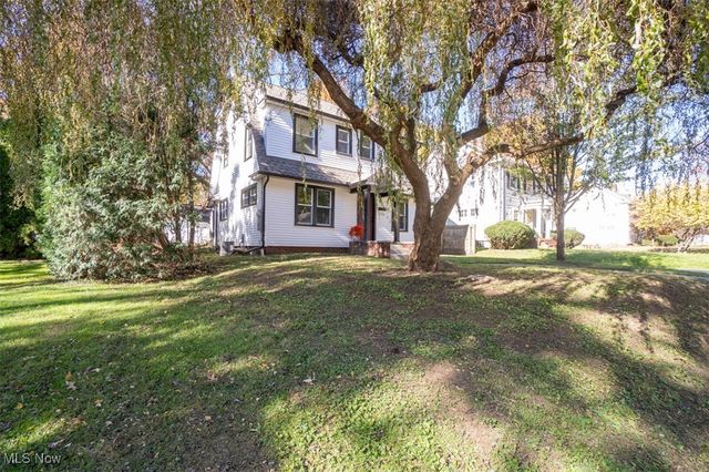 1922 12th Street, Cuyahoga Falls, OH 44223