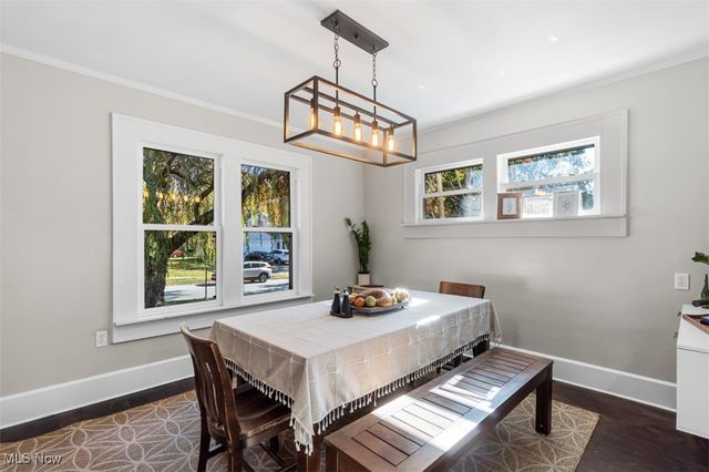 1922 12th Street, Cuyahoga Falls, OH 44223