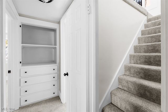 1922 12th Street, Cuyahoga Falls, OH 44223