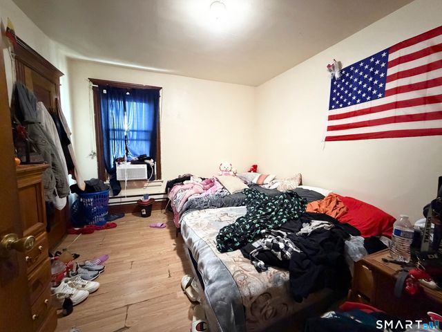 64 South Street, Waterbury, CT 06706