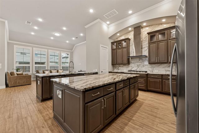 2407 Texas Orange Trail, Richmond, TX 77406