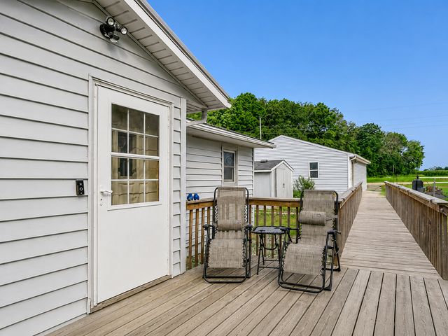 46167 Jefferson Lake Drive, Cleveland, MN 56017