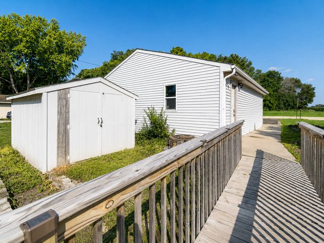 46167 Jefferson Lake Drive, Cleveland, MN 56017