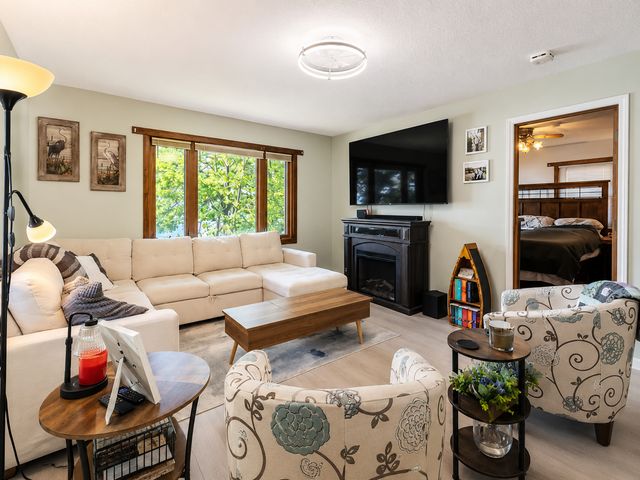 46167 Jefferson Lake Drive, Cleveland, MN 56017