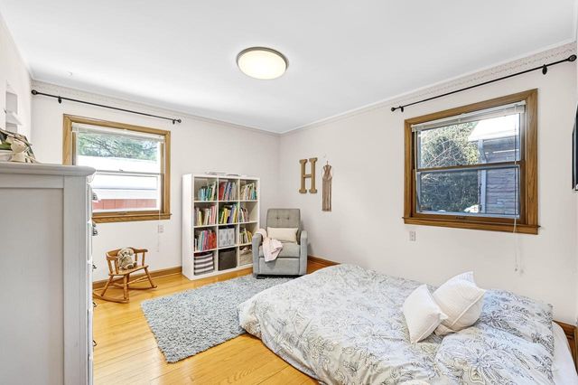 2853 N Colonial DRIVE, Milwaukee, WI 53222