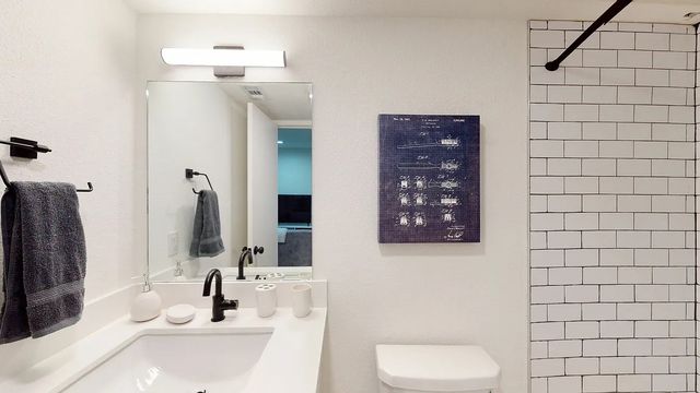 321 E 8th Street 104, Dallas, TX 75203