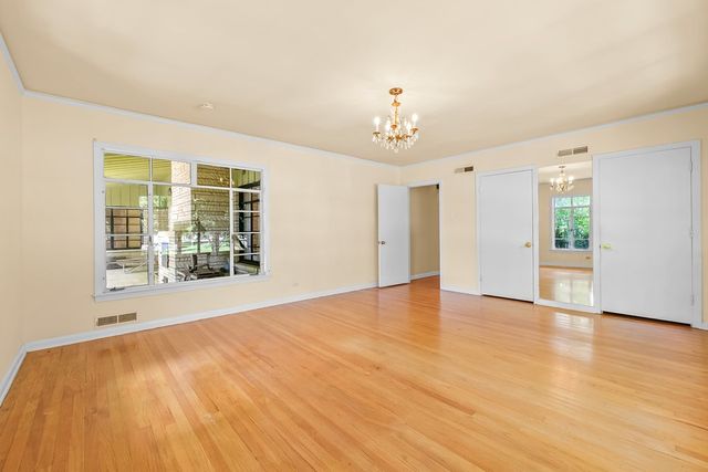 825 Myrta St, Kerrville, TX 78028