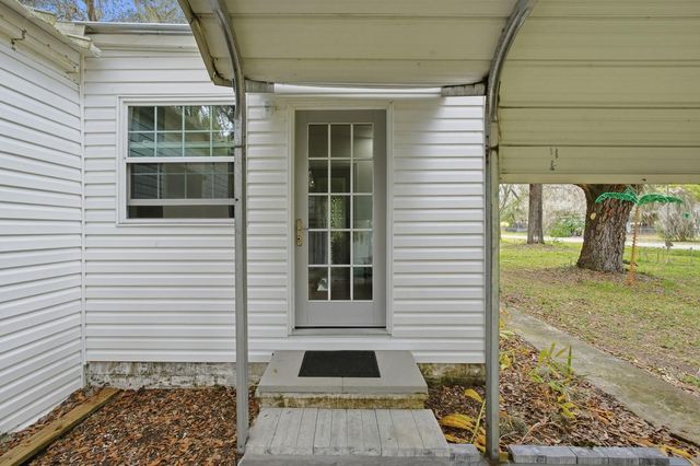 105 MAJOR LANE, Crescent City, FL 32112