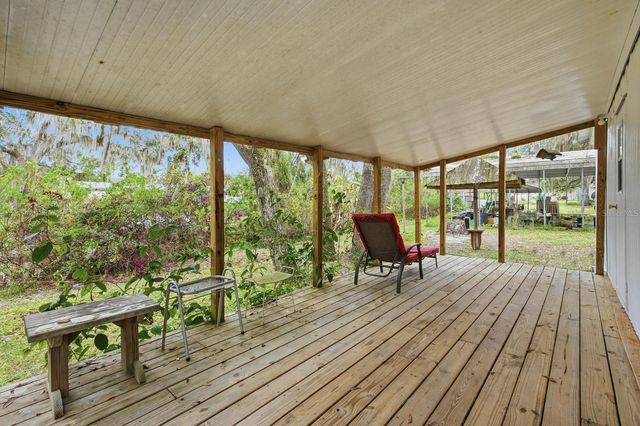 105 MAJOR LANE, Crescent City, FL 32112