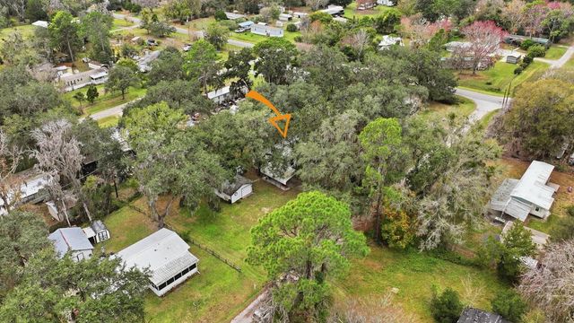 105 MAJOR LANE, Crescent City, FL 32112