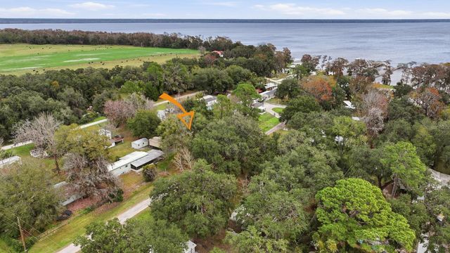 105 MAJOR LANE, Crescent City, FL 32112