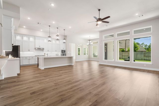 17374 Camillia Trail, Conroe, TX 77302