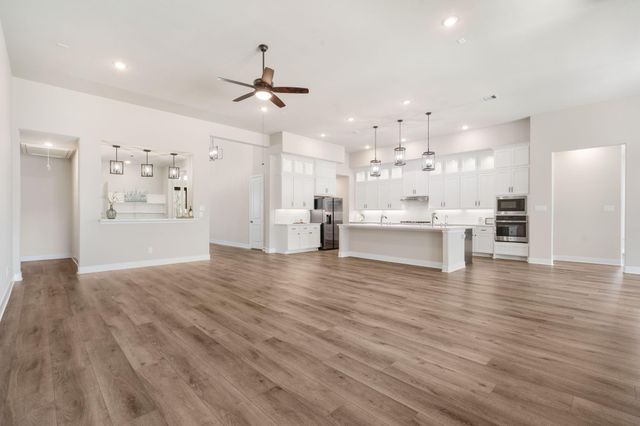 17374 Camillia Trail, Conroe, TX 77302