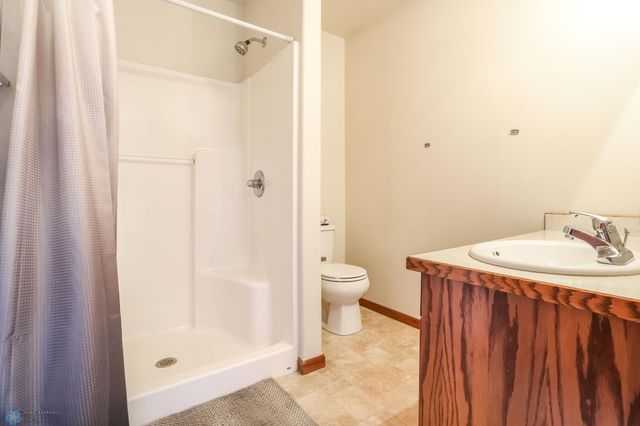 4507 Newport Lane, West Fargo, ND 58078