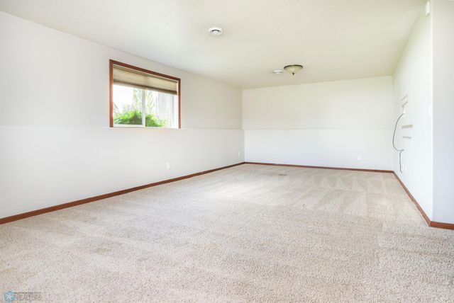 4507 Newport Lane, West Fargo, ND 58078