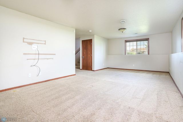4507 Newport Lane, West Fargo, ND 58078