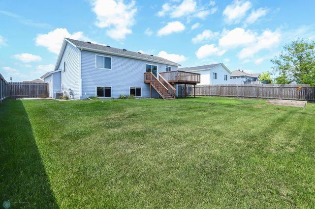 4507 Newport Lane, West Fargo, ND 58078