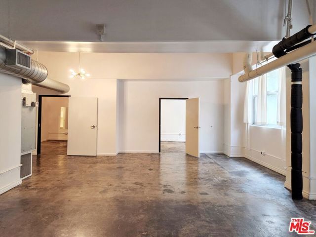 215 W 7th Street 201, Los Angeles, CA 90014