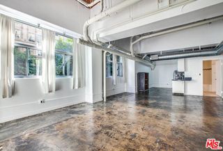 215 W 7th Street 201, Los Angeles, CA 90014
