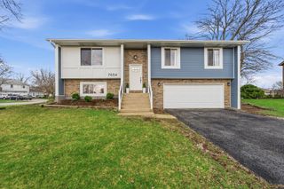 7654 W Moorefield Drive, Frankfort, IL 60423