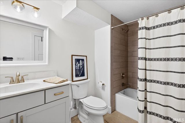 262 E Sunset Lane, West Lafayette, IN 47906