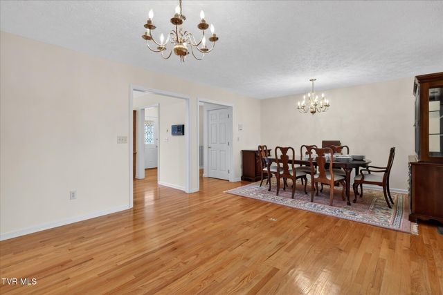 19451 Old Jonesboro Road, Abingdon, VA 24211