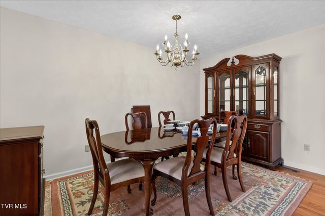 19451 Old Jonesboro Road, Abingdon, VA 24211