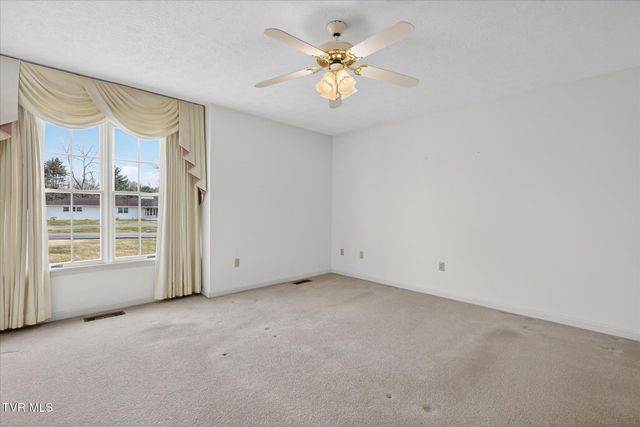 19451 Old Jonesboro Road, Abingdon, VA 24211