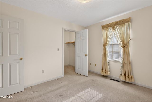 19451 Old Jonesboro Road, Abingdon, VA 24211