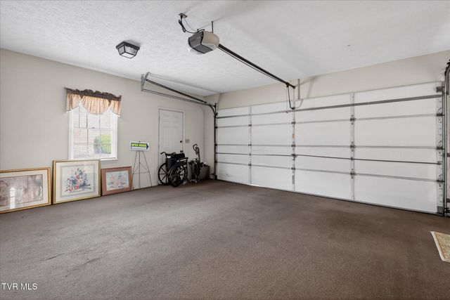 19451 Old Jonesboro Road, Abingdon, VA 24211