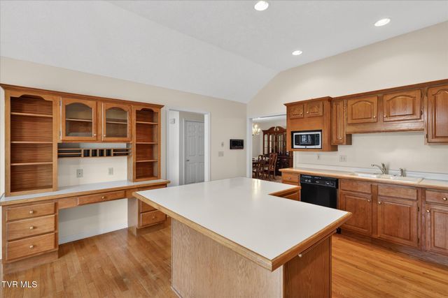 19451 Old Jonesboro Road, Abingdon, VA 24211