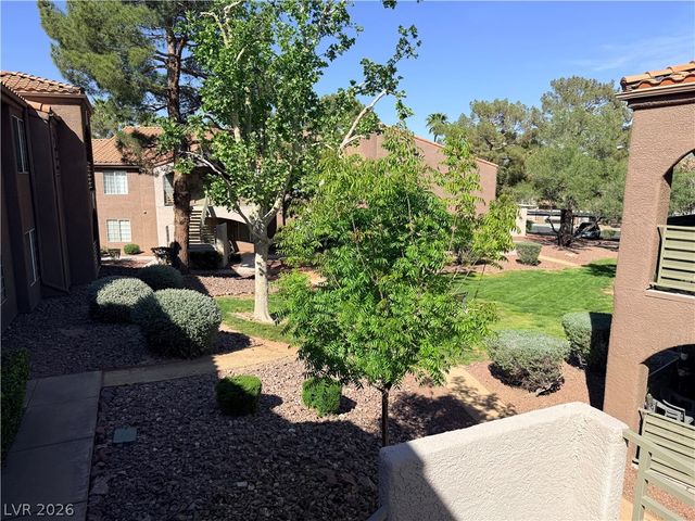 7730 Secret Shore Drive 202, Las Vegas, NV 89128