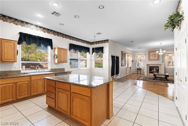 6860 Historic Legacy Court, Las Vegas, NV 89110