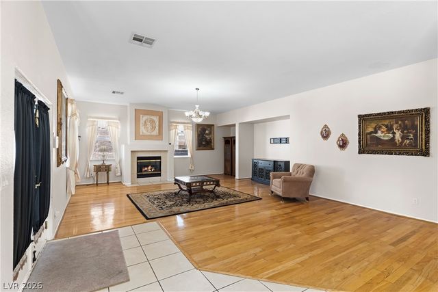 6860 Historic Legacy Court, Las Vegas, NV 89110