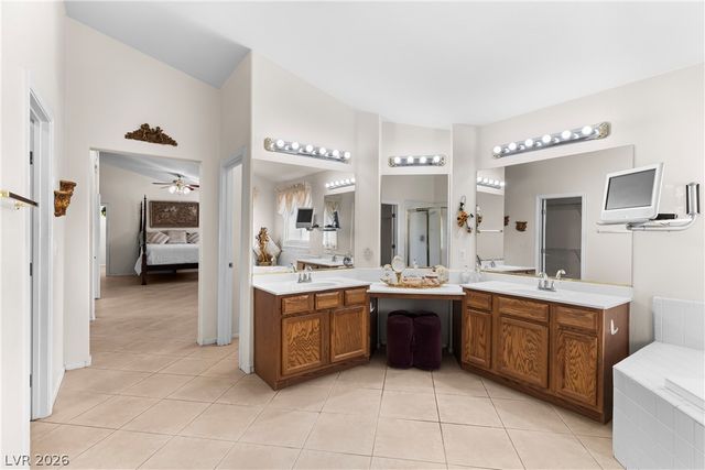 6860 Historic Legacy Court, Las Vegas, NV 89110