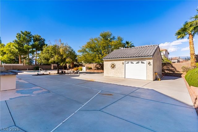6860 Historic Legacy Court, Las Vegas, NV 89110