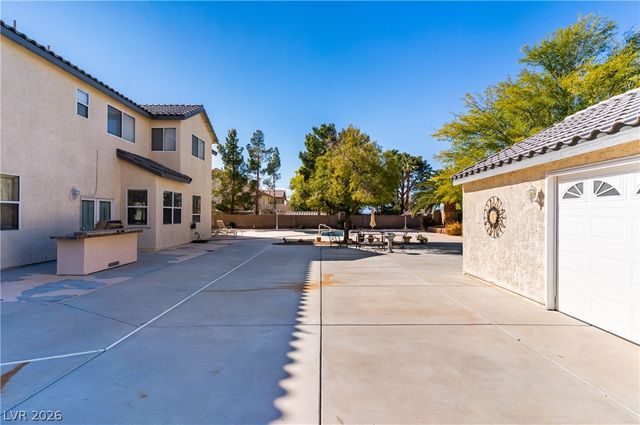 6860 Historic Legacy Court, Las Vegas, NV 89110